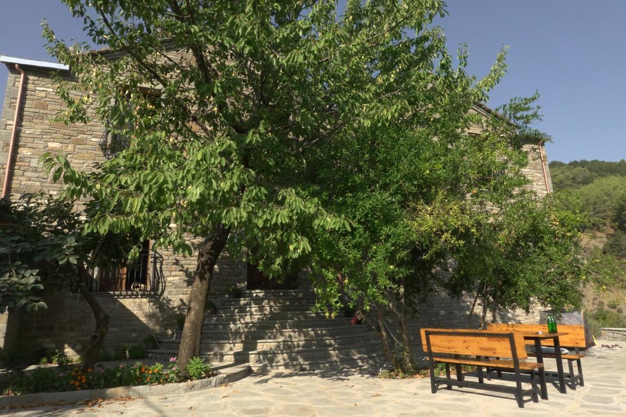 Chri Chri Guesthouse Permet Exterior photo