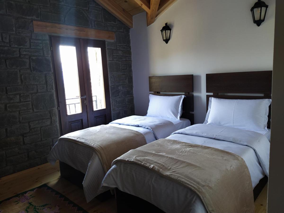 Chri Chri Guesthouse Permet Exterior photo