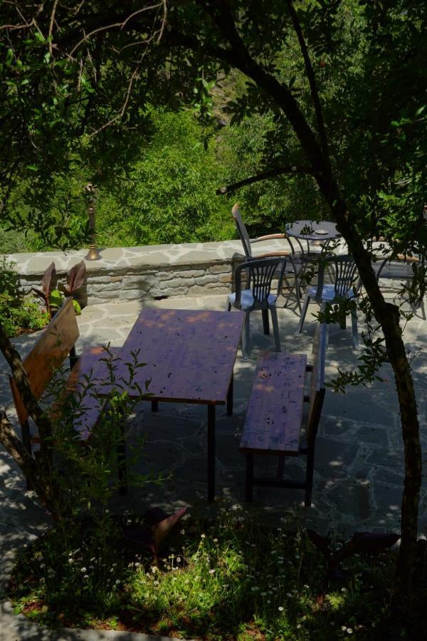 Chri Chri Guesthouse Permet Exterior photo