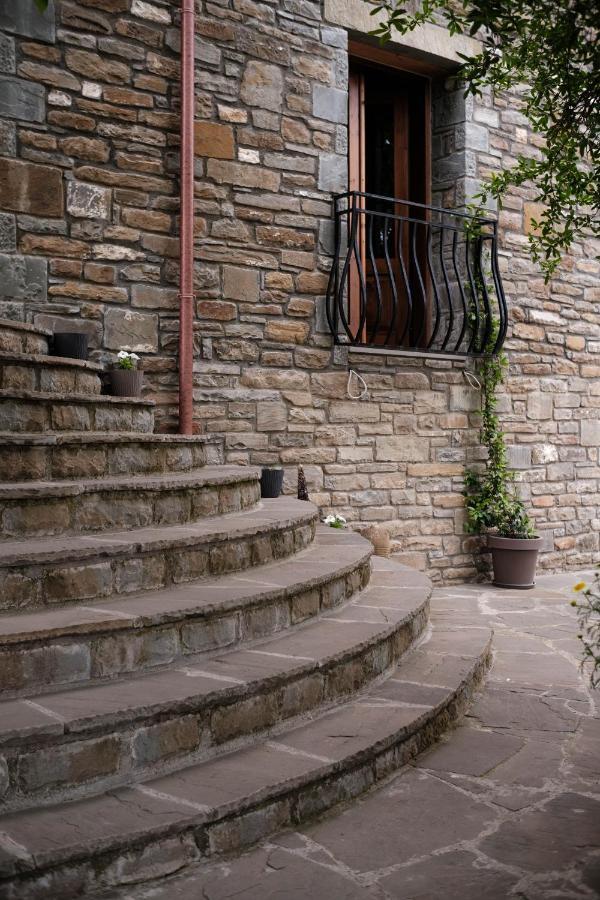 Chri Chri Guesthouse Permet Exterior photo
